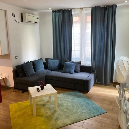 Royal Suite Unirii-2 Bdr Apartment Bucureşti Eksteriør bilde