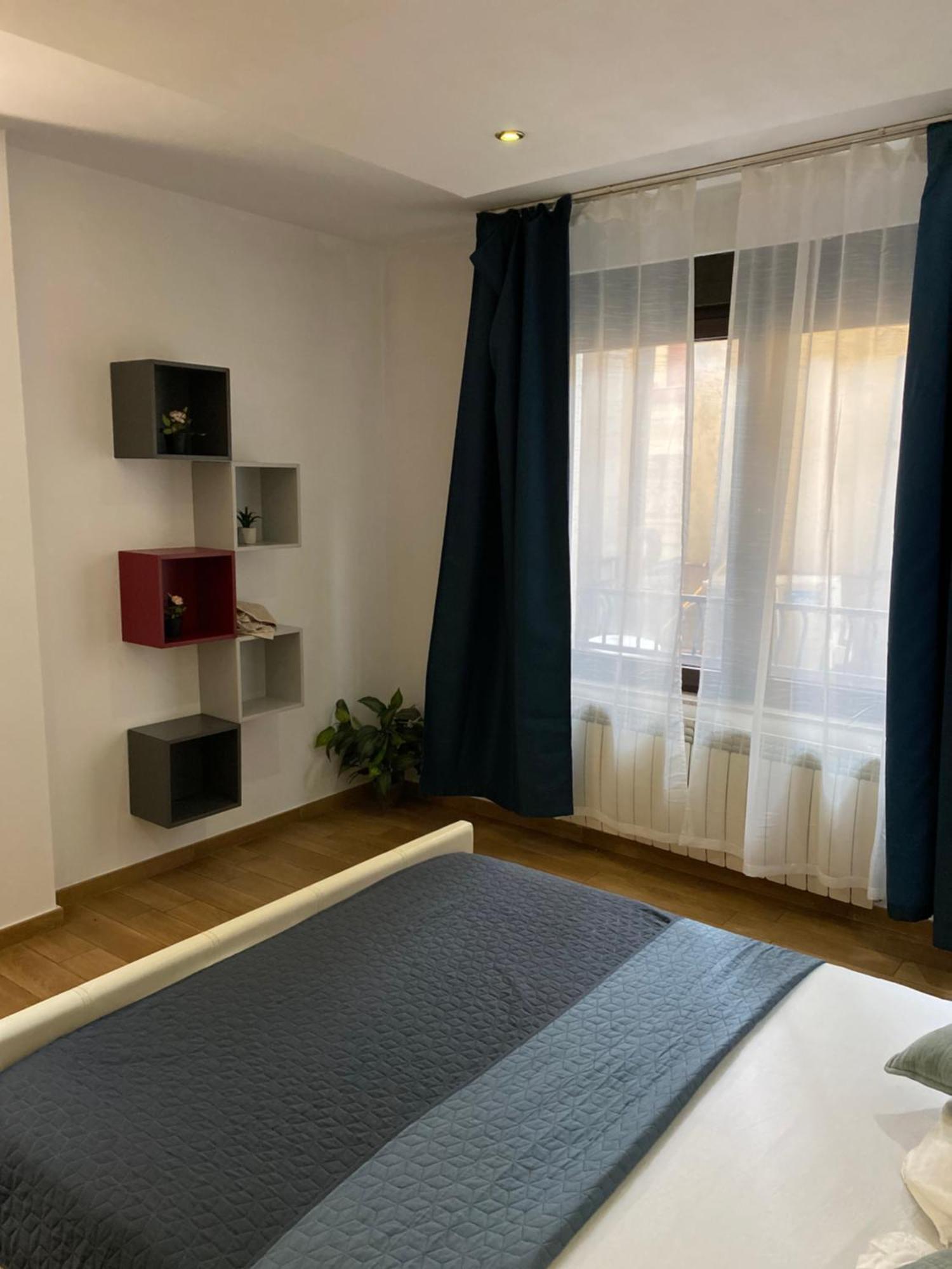 Royal Suite Unirii-2 Bdr Apartment Bucureşti Eksteriør bilde